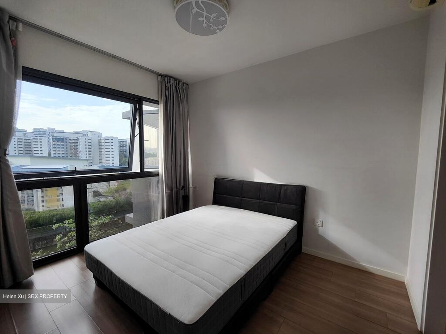 The Lakefront Residences (D22), Condominium #500084491